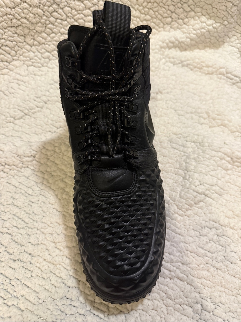 Nike Lunar Force 1 Men's SIZE:
10 Sneakers Duckboot Black
Waterproof AF1 Boots - Picture 3 of 15